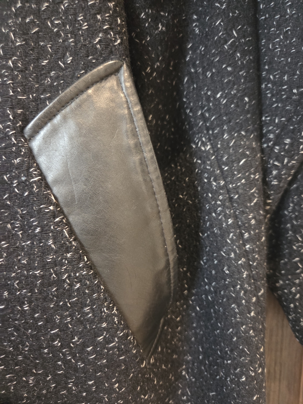 David Benjamin Collection Women’s Size 16 Black Tweed Wool Coat Leather Trim - Picture 6 of 10
